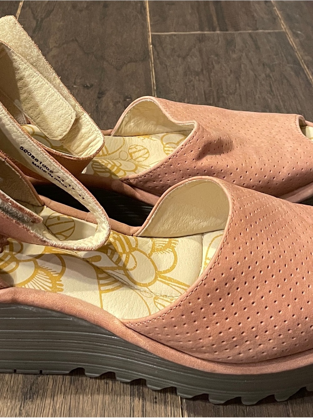 FLY London Perforated Leather Wedge Sandals Rose EU43 12.5 Womens - Picture 7 of 9
